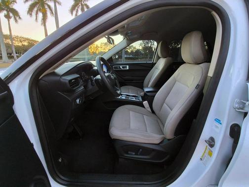 2020 Ford Explorer Sport Utility 4D