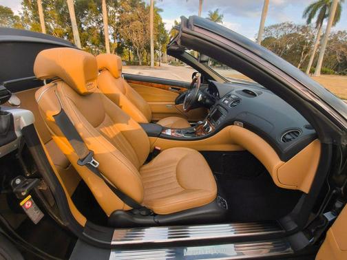 2012 Mercedes-Benz SL-Class SL 550 Roadster 2D