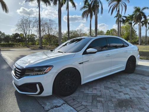 2020 Volkswagen Passat 2.0T R-Line