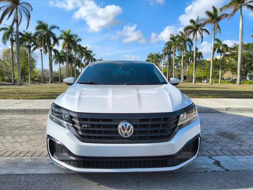 2020 Volkswagen Passat 2.0T R-Line