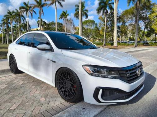 2020 Volkswagen Passat 2.0T R-Line
