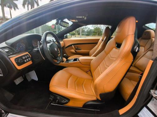 2016 Maserati GranTurismo MC