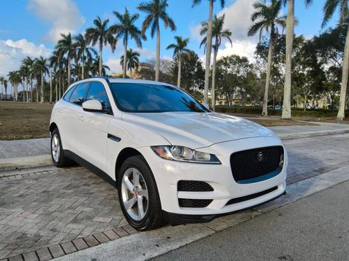 2019 Jaguar F-PACE 25t Premium