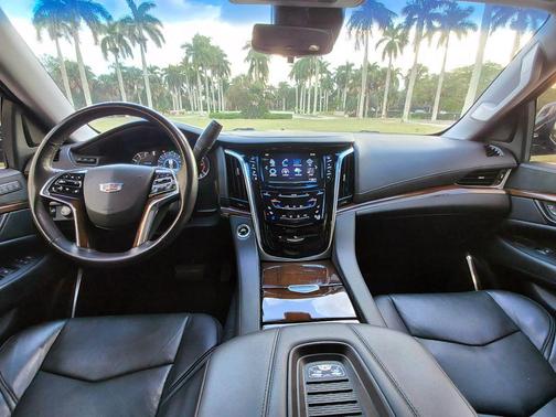 2019 Cadillac Escalade Premium Luxury
