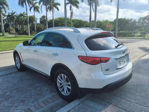2012 INFINITI FX35 Base