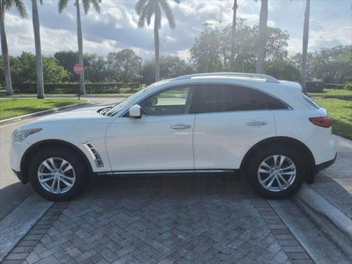 2012 INFINITI FX35 Base
