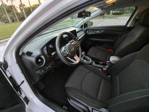 2021 Kia Forte FE