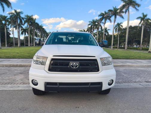 2010 Toyota Tundra Grade