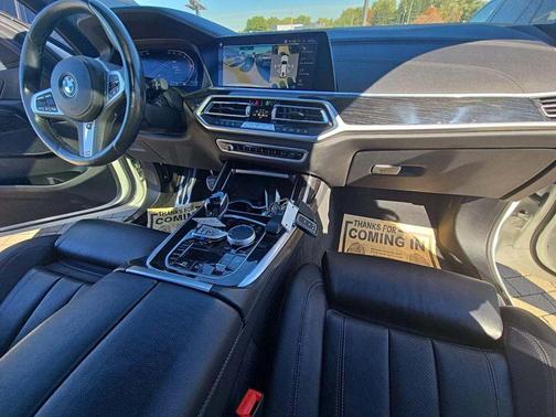 2022 BMW X7 xDrive40i