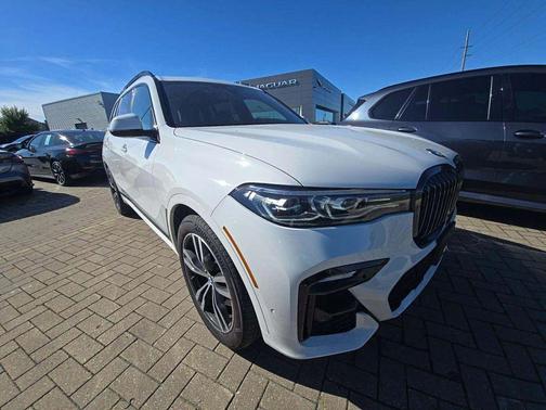 2022 BMW X7 xDrive40i