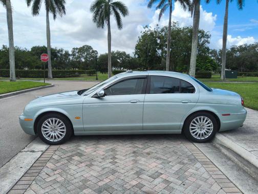2005 Jaguar S-Type 4.2L V8