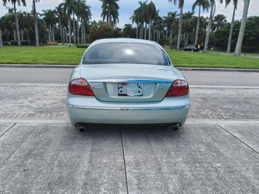 2005 Jaguar S-Type 4.2L V8