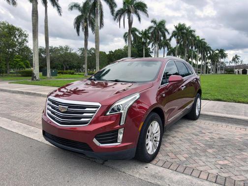 2017 Cadillac XT5 Base