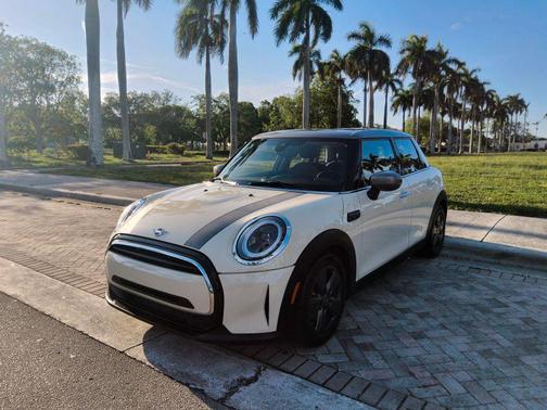 White 2023 MINI Hardtop Cooper