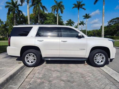 2016 GMC Yukon SLT