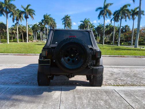 Black Clearcoat 2014 Jeep Wrangler Unlimited Rubicon