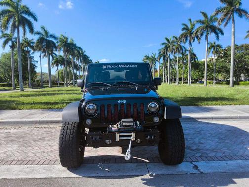 Black Clearcoat 2014 Jeep Wrangler Unlimited Rubicon