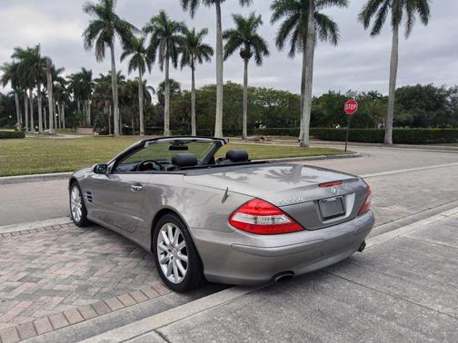 2007 Mercedes-Benz SL-Class SL 550 Roadster 2D
