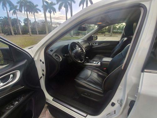 2018 INFINITI QX60 Base