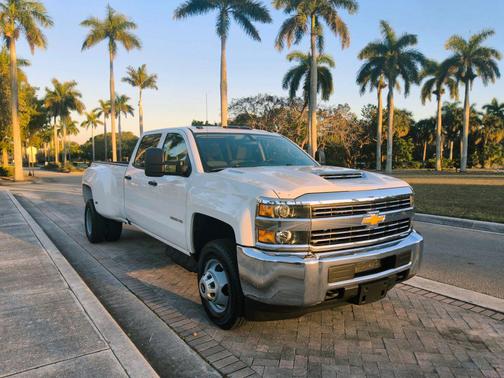 2017 Chevrolet Silverado 3500 WT