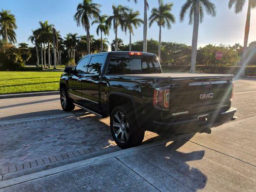 2017 GMC Sierra 1500 Denali
