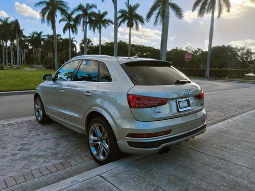 2016 Audi Q3 2.0T Premium Plus