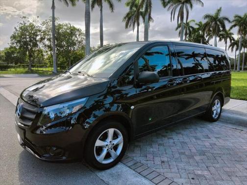 2017 Mercedes-Benz Metris Base