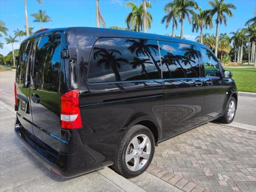2017 Mercedes-Benz Metris Base