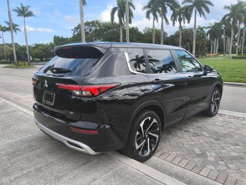 2024 Mitsubishi Outlander SE 2.5 2WD