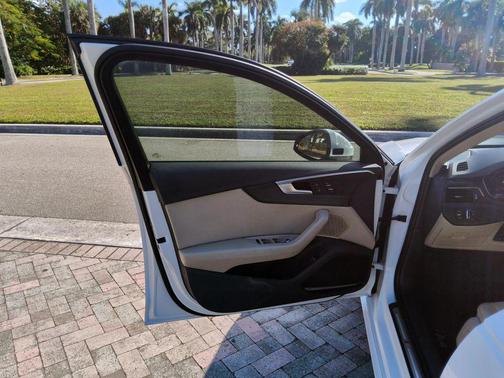 2017 Audi A4 2.0T Premium Plus