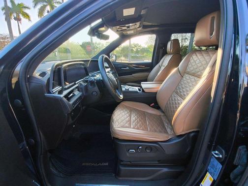 Dark Moon Blue Metallic 2022 Cadillac Escalade ESV Sport