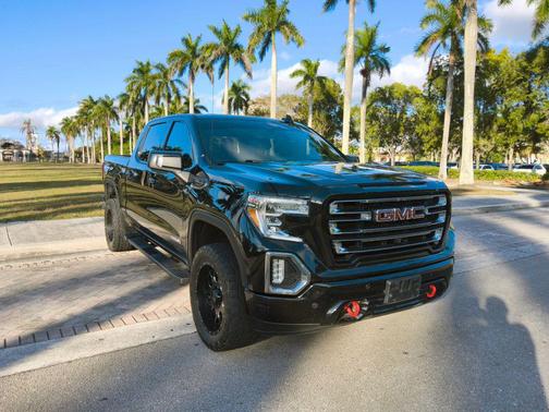 2019 GMC Sierra 1500 AT4
