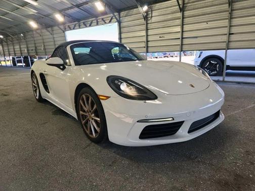 2017 Porsche 718 Boxster Roadster 2D