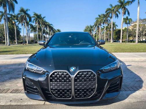 Black Sapphire Metallic 2023 BMW M440 i xDrive