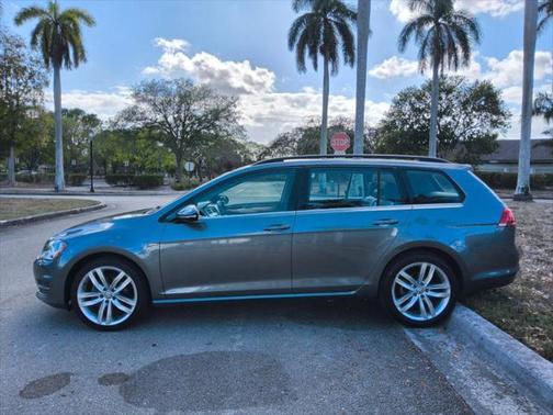 2016 Volkswagen Golf SportWagen TSI Limited Edition