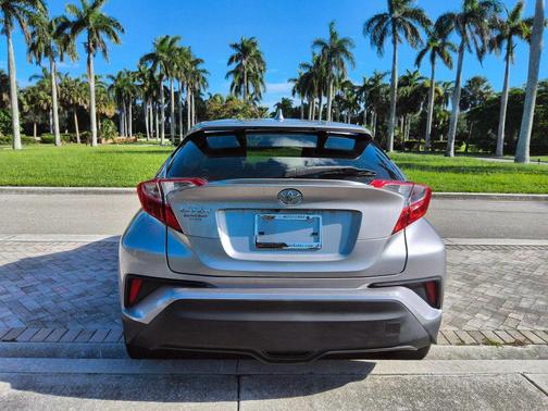 2019 Toyota C-HR LE