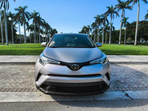 2019 Toyota C-HR LE