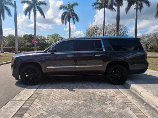 2018 Cadillac Escalade ESV Sport Platinum
