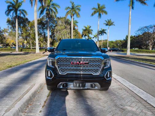 Onyx Black 2019 GMC Sierra 1500 Denali