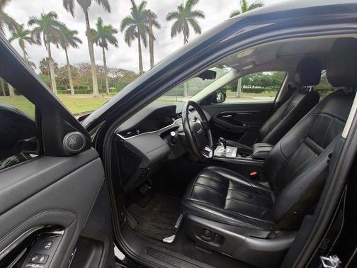 Black 2020 Land Rover Range Rover Evoque SE
