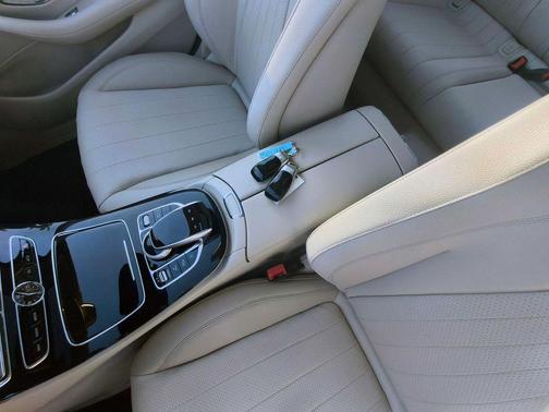 White 2017 Mercedes-Benz E-Class E 300 Sedan 4D