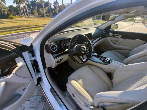 White 2017 Mercedes-Benz E-Class E 300 Sedan 4D