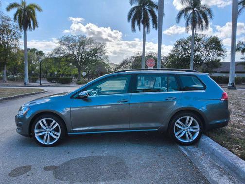 2016 Volkswagen Golf SportWagen TSI Limited Edition