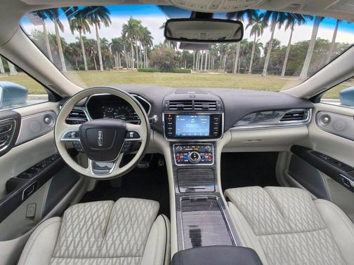 2019 Lincoln Continental Black Label