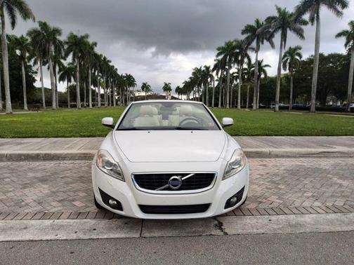 2013 Volvo C70 T5