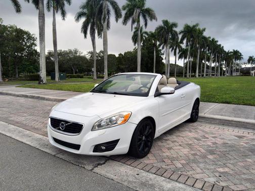 2013 Volvo C70 T5