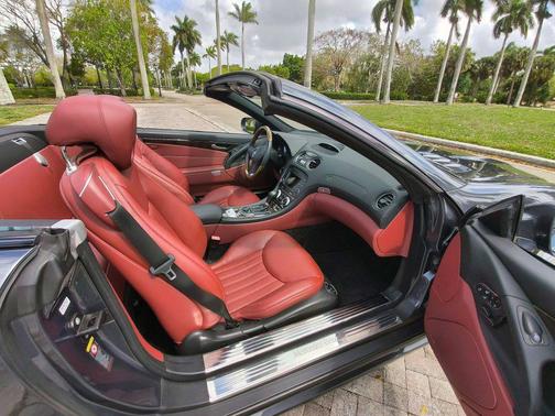 Steel Gray Metallic 2009 Mercedes-Benz SL-Class SL 550 Roadster 2D