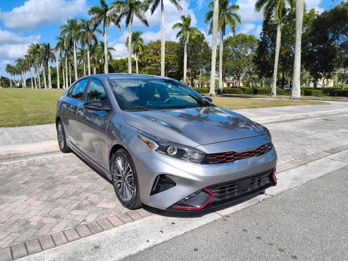 2023 Kia Forte GT-Line