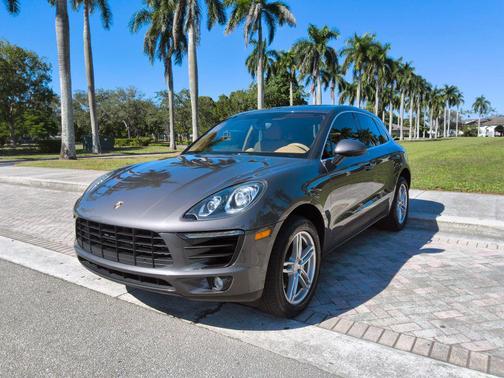 2016 Porsche Macan S