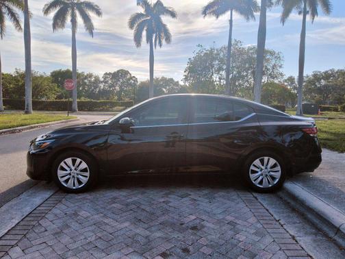 Super Black 2024 Nissan Sentra S